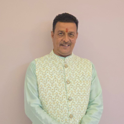 पण्डित अखिलेश चौबे  हाथीवाला पंडा रामघाट उज्जैन MP